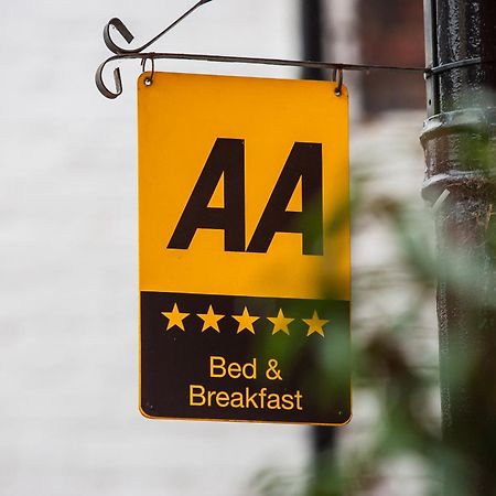 达尔文联排别墅旅馆 什鲁斯伯里 外观 照片 AA sign