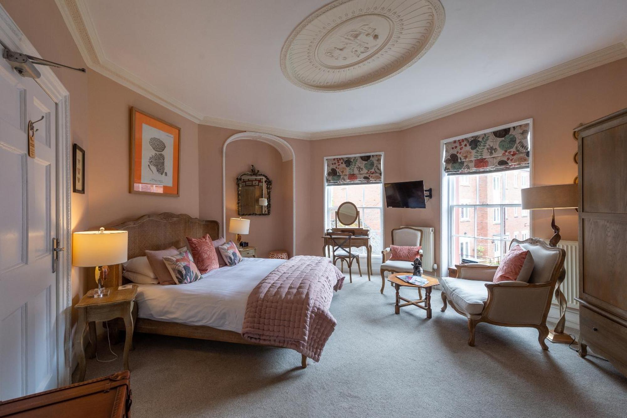 达尔文联排别墅旅馆 什鲁斯伯里 外观 照片 A bedroom at The Swan