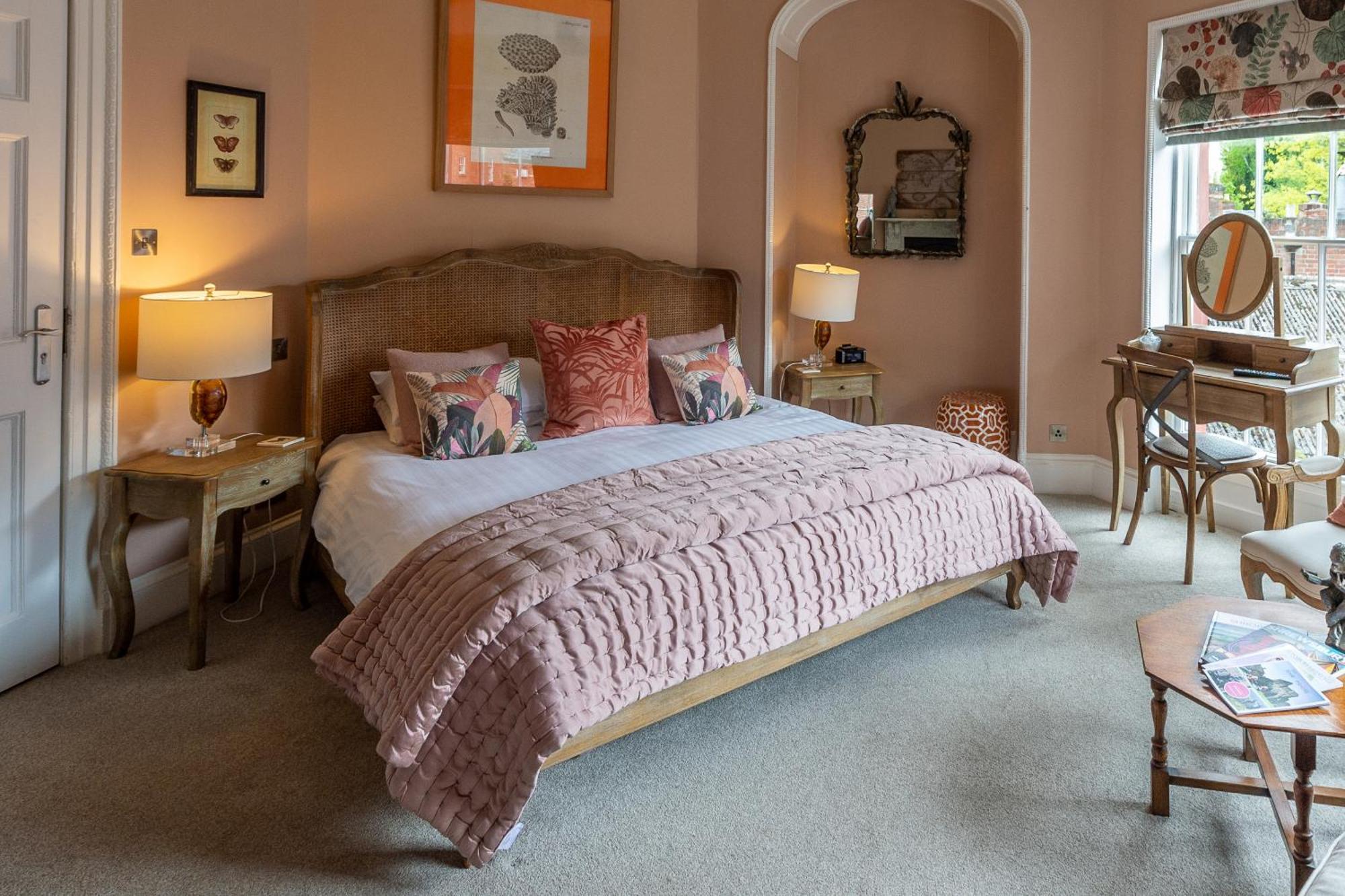 达尔文联排别墅旅馆 什鲁斯伯里 客房 照片 A bedroom at The Old parsonage